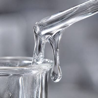 Sorbitol Liquid 70% Solution Food Grade Sweetener Humectant Sorbitol Syrup D-Glucitol E420 Sugar Alcohol for Candy Bakery